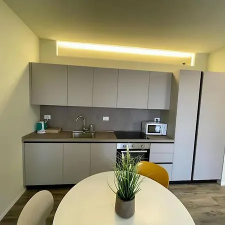 Apartament In Zona *